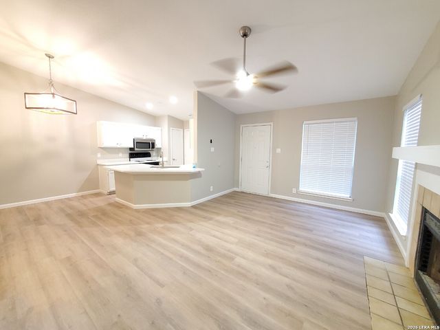 5717 LOCHMOOR, San Antonio, TX 78244