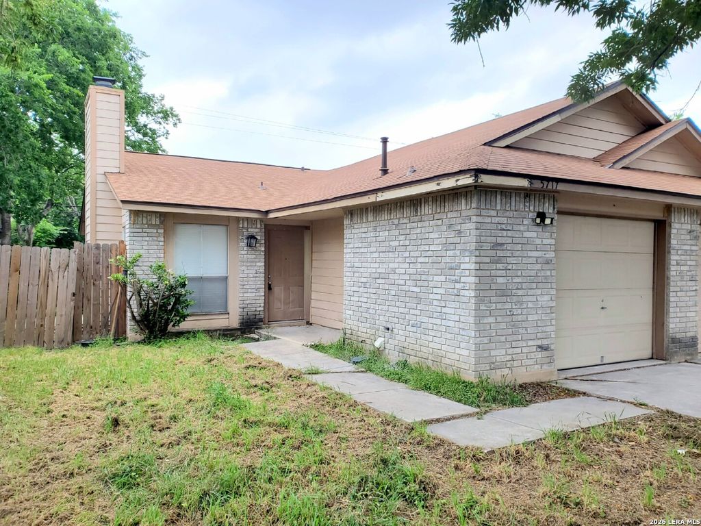5717 LOCHMOOR, San Antonio, TX 78244