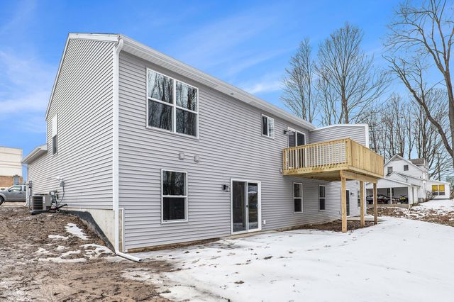 215 S Broadway Street, Middleville, MI 49333