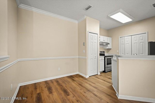 10000 GATE Parkway N 2116, Jacksonville, FL 32246