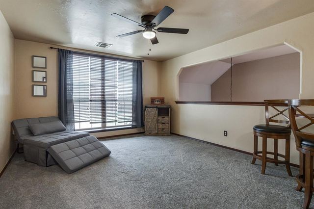 801 Erinova Drive, Yukon, OK 73099