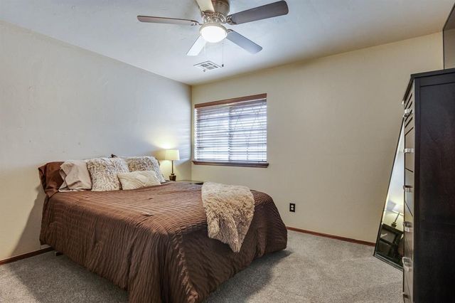 801 Erinova Drive, Yukon, OK 73099