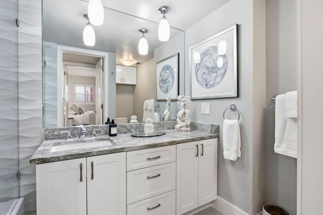 1040 BANYAN Road 504C, Boca Raton, FL 33432