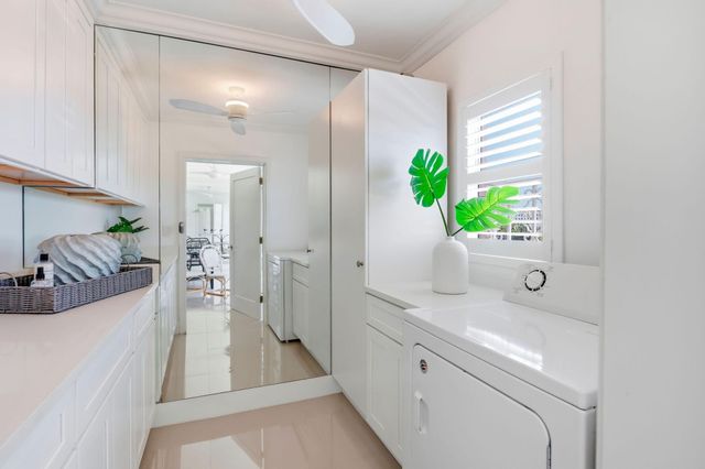 1040 BANYAN Road 504C, Boca Raton, FL 33432