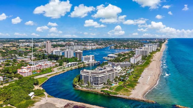 1040 BANYAN Road 504C, Boca Raton, FL 33432