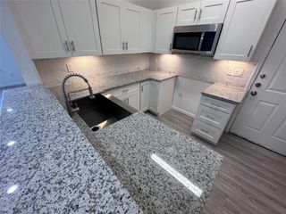 6946 Paris Street B, Houston, TX 77021