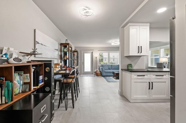 135 ANDOVER F, West Palm Beach, FL 33417