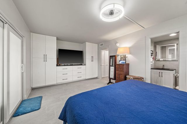 135 ANDOVER F, West Palm Beach, FL 33417