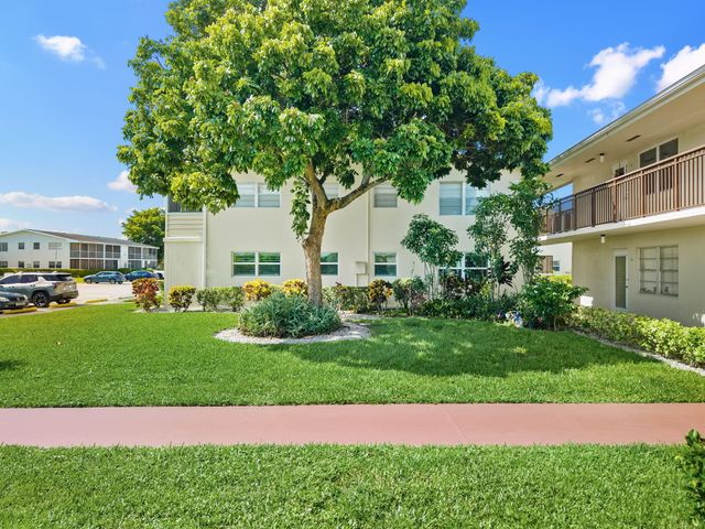 135 ANDOVER F, West Palm Beach, FL 33417