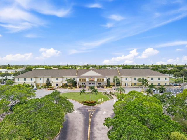 135 ANDOVER F, West Palm Beach, FL 33417