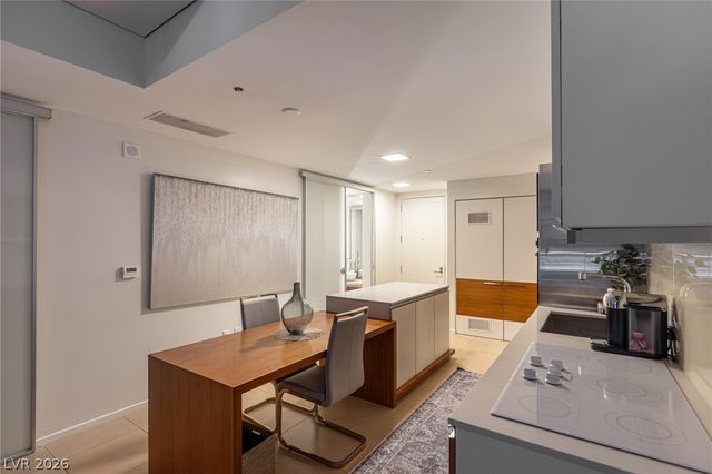 3722 Las Vegas Boulevard 1903, Las Vegas, NV 89158