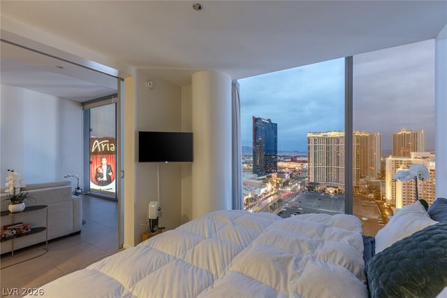 3722 Las Vegas Boulevard 1903, Las Vegas, NV 89158