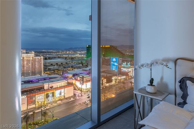 3722 Las Vegas Boulevard 1903, Las Vegas, NV 89158
