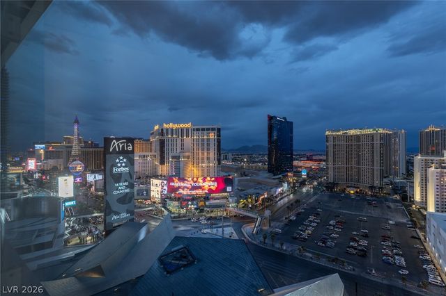 3722 Las Vegas Boulevard 1903, Las Vegas, NV 89158