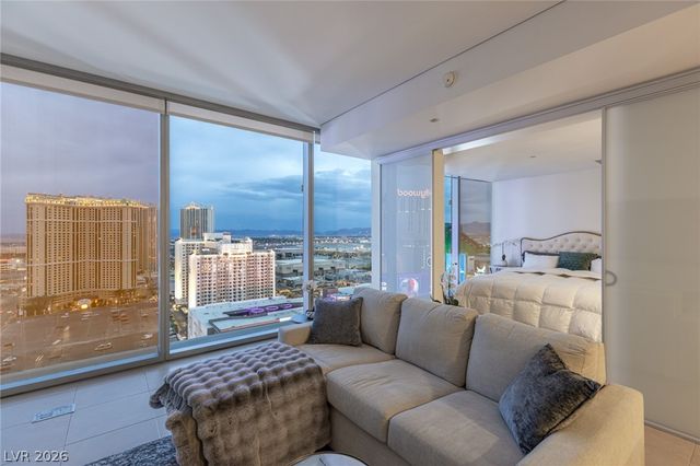 3722 Las Vegas Boulevard 1903, Las Vegas, NV 89158
