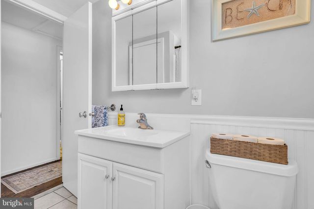 728 NEPTUNE AVE, Beachwood, NJ 08722