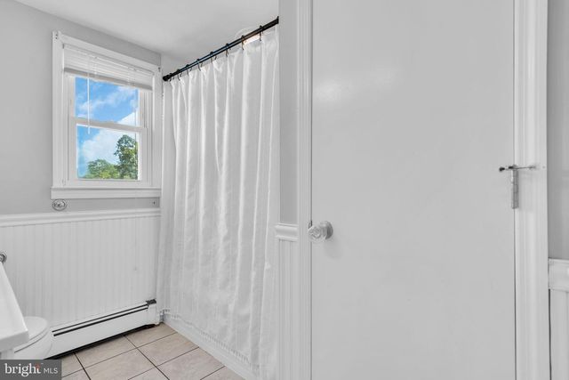 728 NEPTUNE AVE, Beachwood, NJ 08722