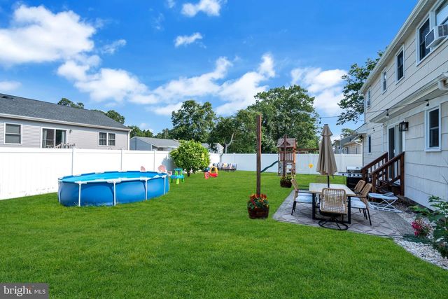 728 NEPTUNE AVE, Beachwood, NJ 08722