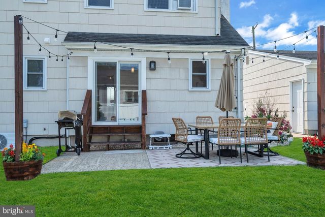 728 NEPTUNE AVE, Beachwood, NJ 08722