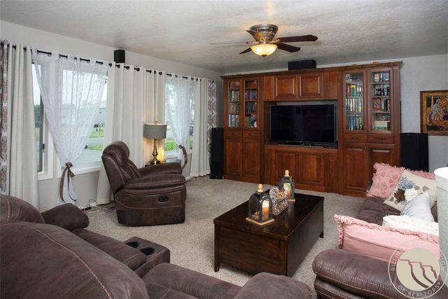 2809 Meadow Drive, Laurel, MT 59044