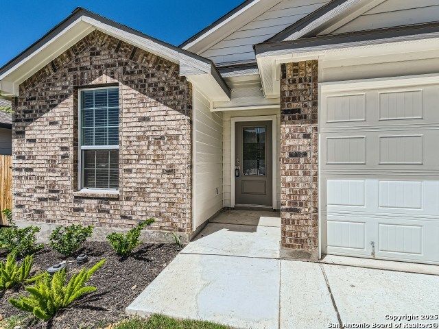 1725 Rocky Rise, San Antonio, TX 78245