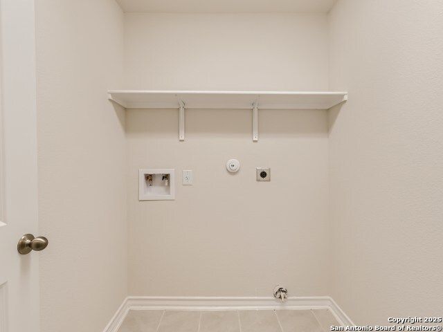 1725 Rocky Rise, San Antonio, TX 78245