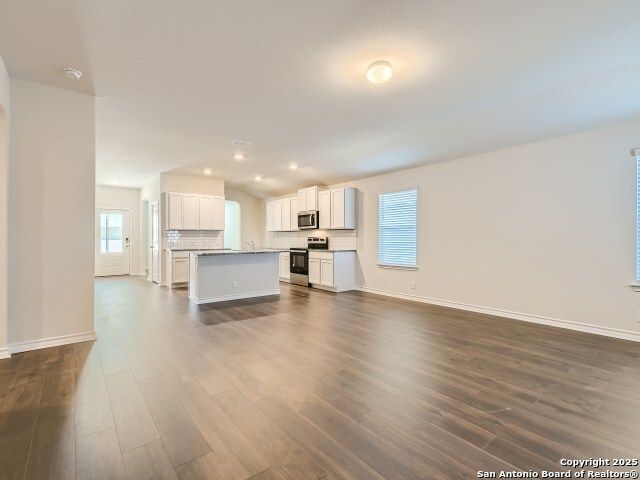 1725 Rocky Rise, San Antonio, TX 78245