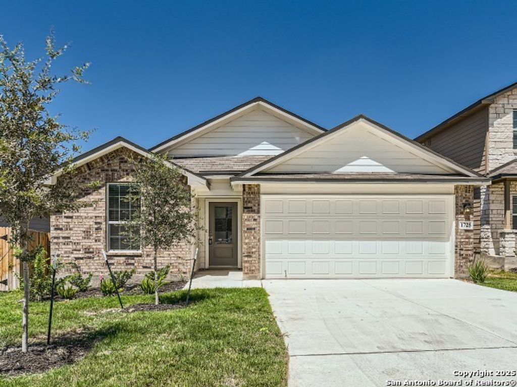 1725 Rocky Rise, San Antonio, TX 78245