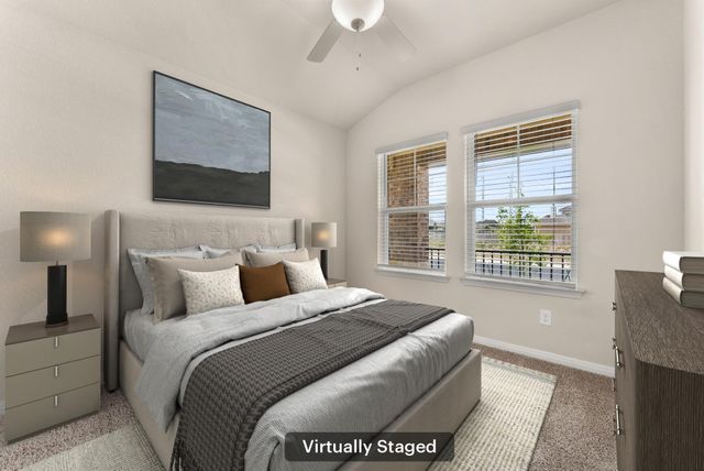 304 Giorgio Moroder DR, Hutto, TX 78634