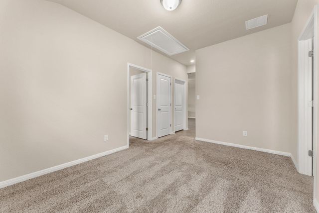 304 Giorgio Moroder DR, Hutto, TX 78634