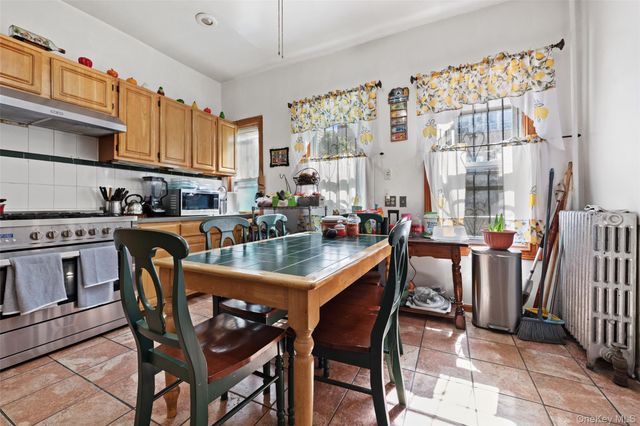 3158 Decatur Avenue, Bronx, NY 10467