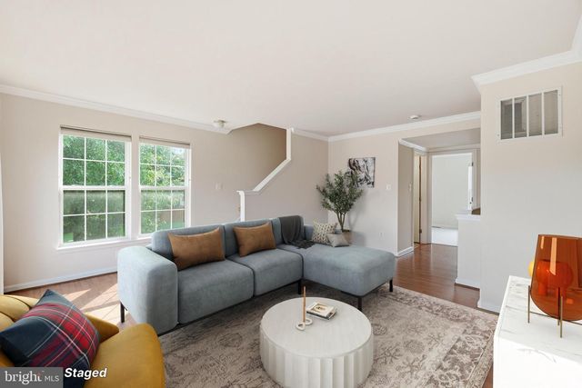 8354 HUNTER MURPHY CIR, Alexandria, VA 22309