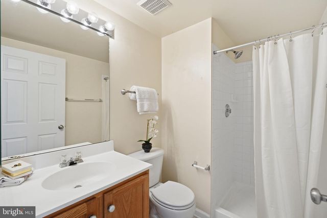8354 HUNTER MURPHY CIR, Alexandria, VA 22309