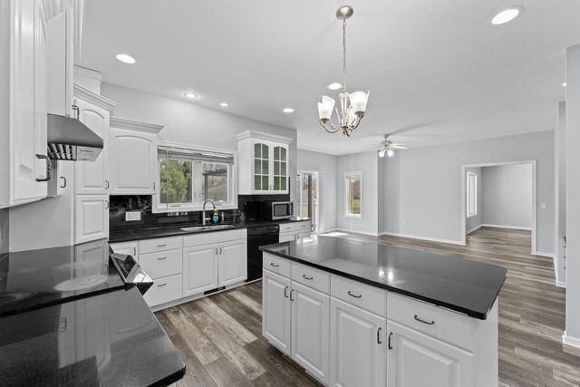 S4185 Whispering Pines Drive, Baraboo, WI 53913