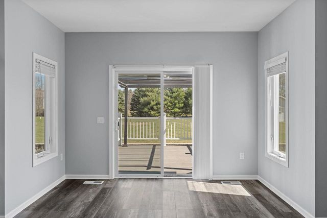 S4185 Whispering Pines Drive, Baraboo, WI 53913