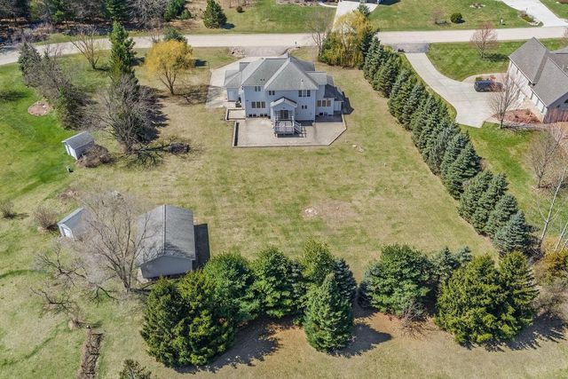 S4185 Whispering Pines Drive, Baraboo, WI 53913