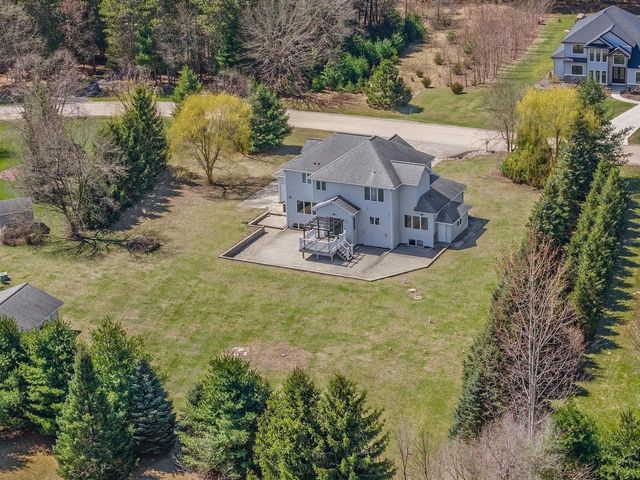 S4185 Whispering Pines Drive, Baraboo, WI 53913