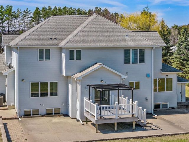 S4185 Whispering Pines Drive, Baraboo, WI 53913