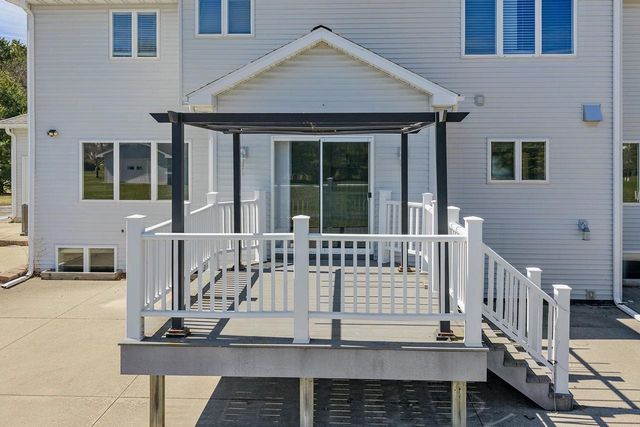 S4185 Whispering Pines Drive, Baraboo, WI 53913