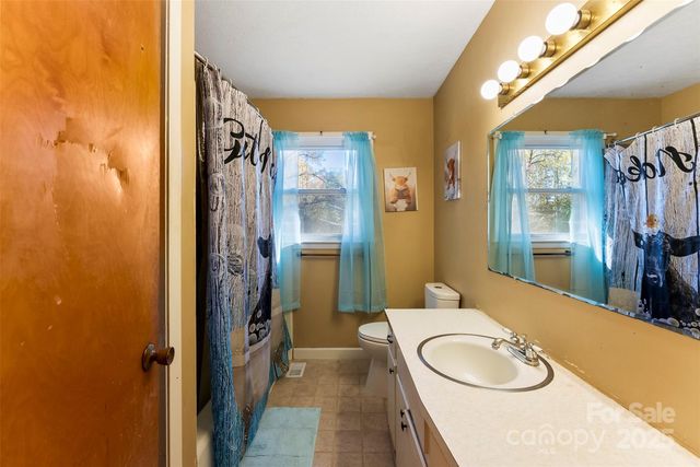 5111 Westgate Drive, Shelby, NC 28152