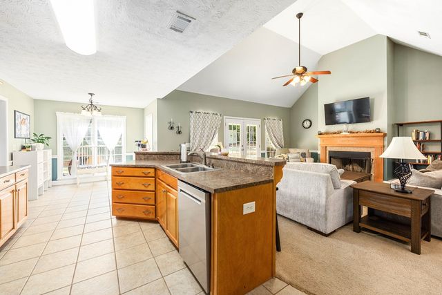 560 Saddlebrook Trail, Ellerslie, GA 31807
