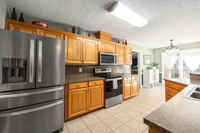 560 Saddlebrook Trail, Ellerslie, GA 31807