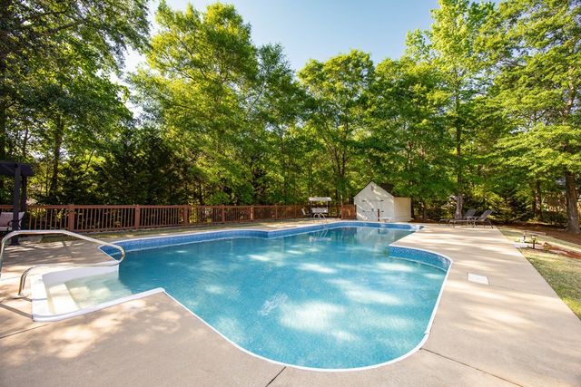 560 Saddlebrook Trail, Ellerslie, GA 31807