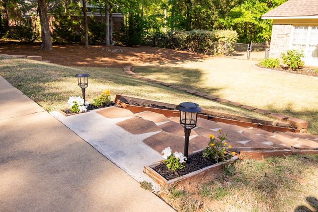 560 Saddlebrook Trail, Ellerslie, GA 31807