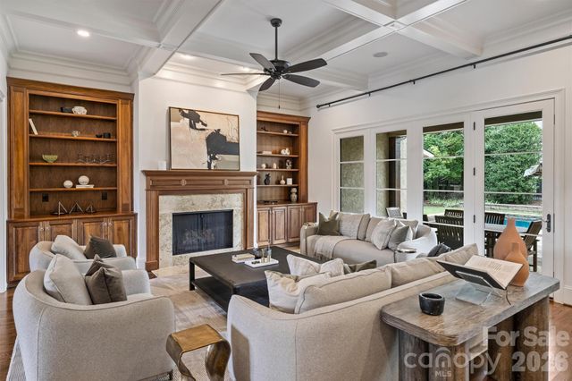 6223 Calley Glenn Lane, Charlotte, NC 28226