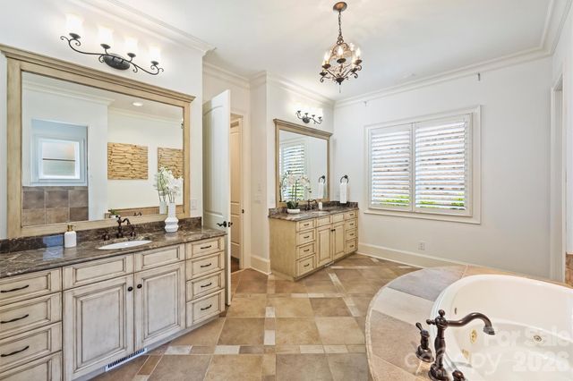 6223 Calley Glenn Lane, Charlotte, NC 28226