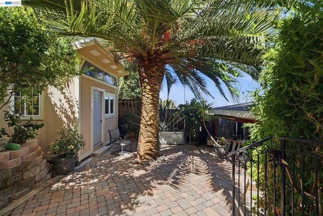 24025 2Nd St, Hayward, CA 94541