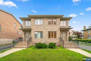 157 English Street, Fort Lee, NJ 07024