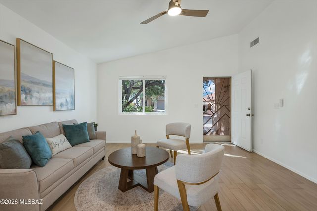 5516 W Durham Hills Street, Marana, AZ 85653