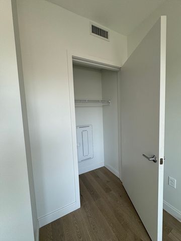 55 Brighton Ave 508, Boston, MA 02134